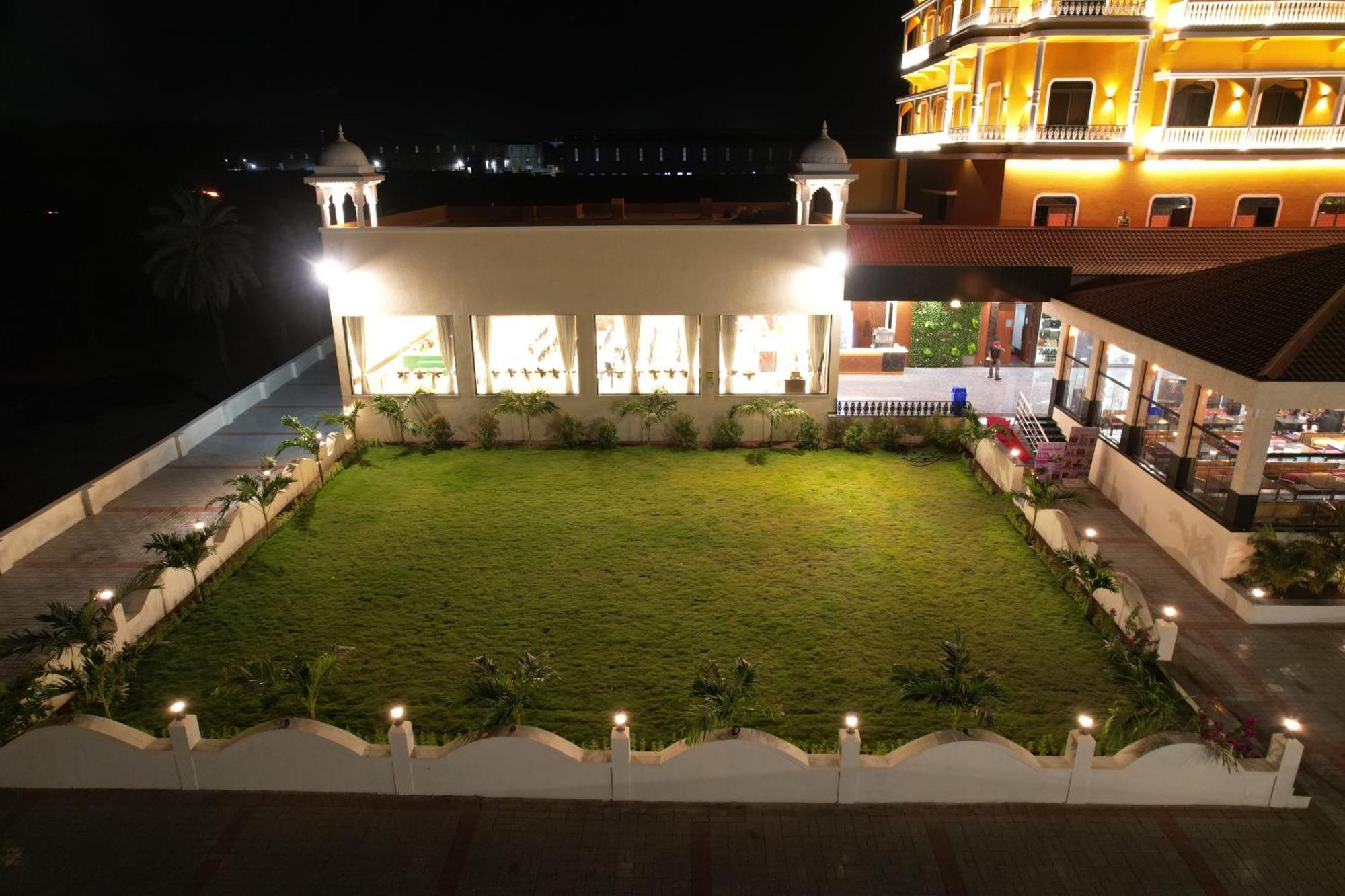 Hotel Grand Haveli Achad Exterior photo